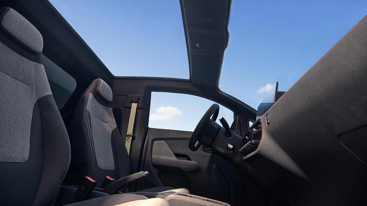 Alumi-Panoramic-sunroof